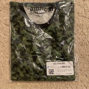 Goodthread mens crewneck t-shirt with pockets camo print